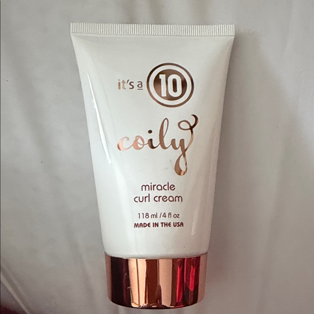 It's a 10 Coily Miracle Curl Cream - White